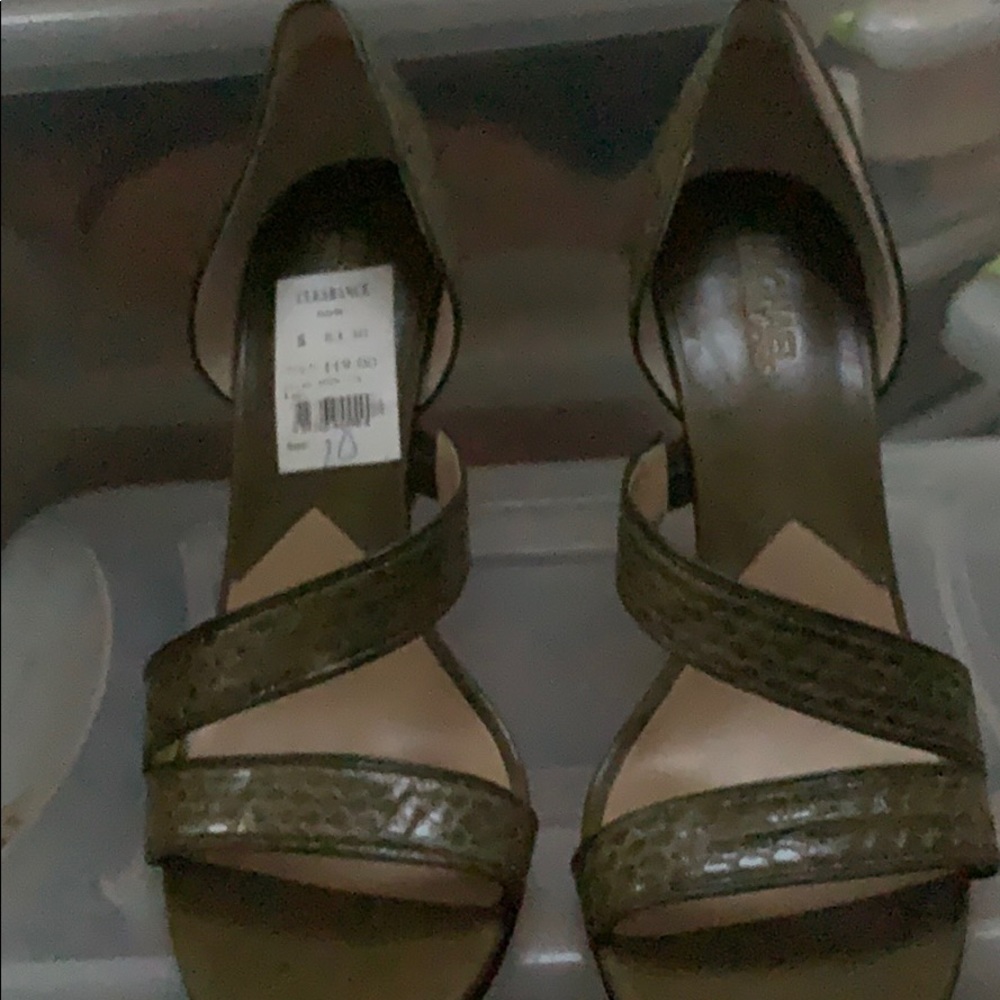 Green leather shoes